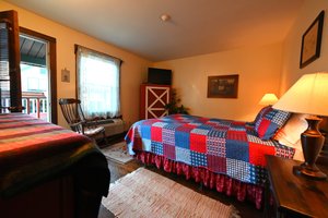 Room & Suite