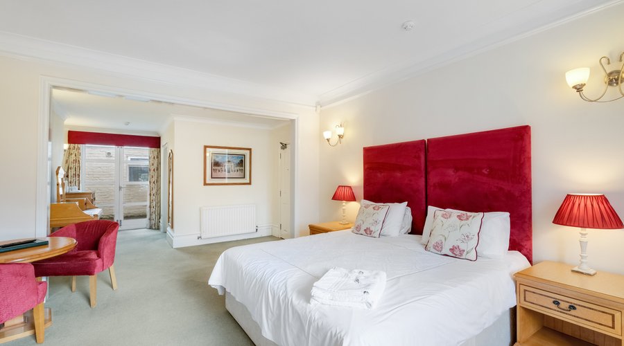 Victoria Guest Room