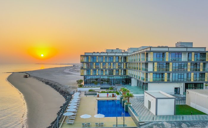 BEACH BAY HOTEL MIRFA, EDGE BY ROTANA - Updated 2025 Prices ...