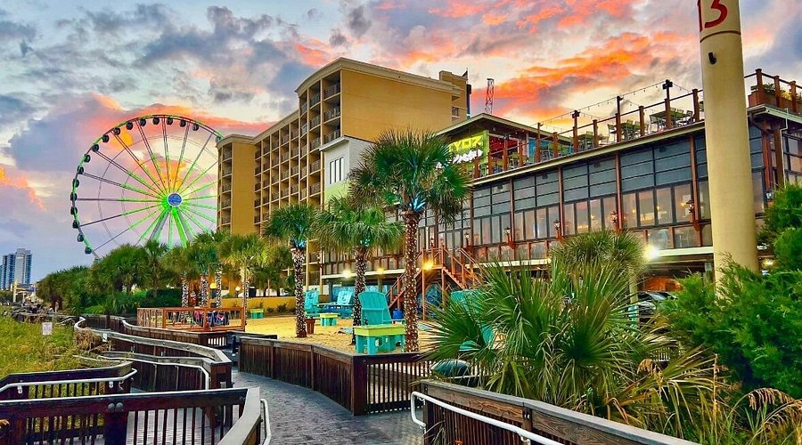 RipTydz Oceanfront Grille & Rooftop Bar