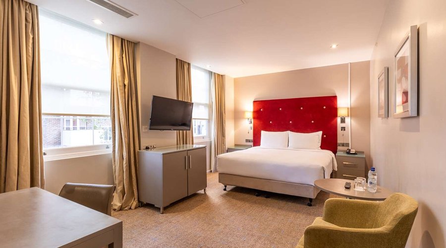 Guest room