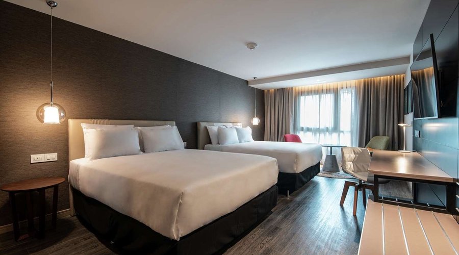 Guest room