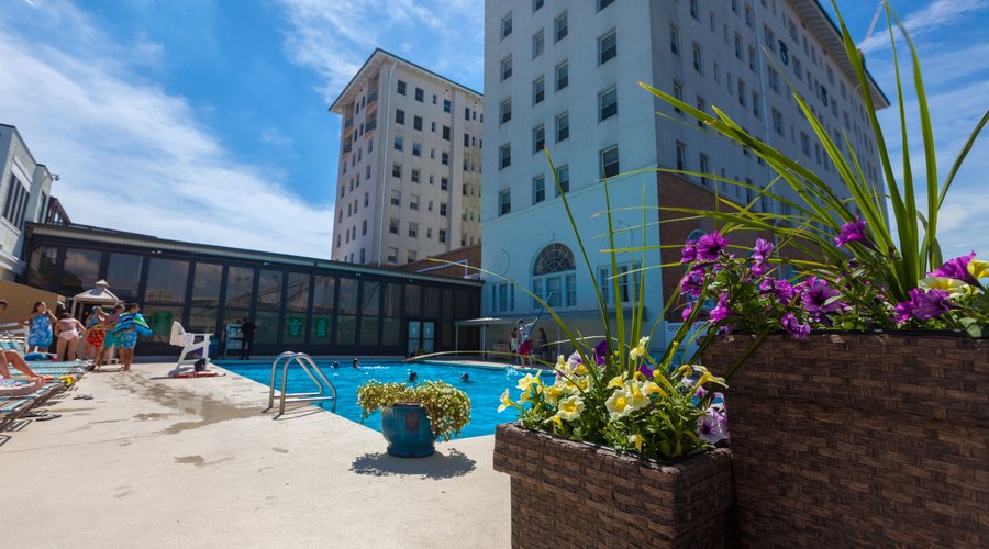 Largest Outdoor Heated Swimming Pool in Ocean City, NJ