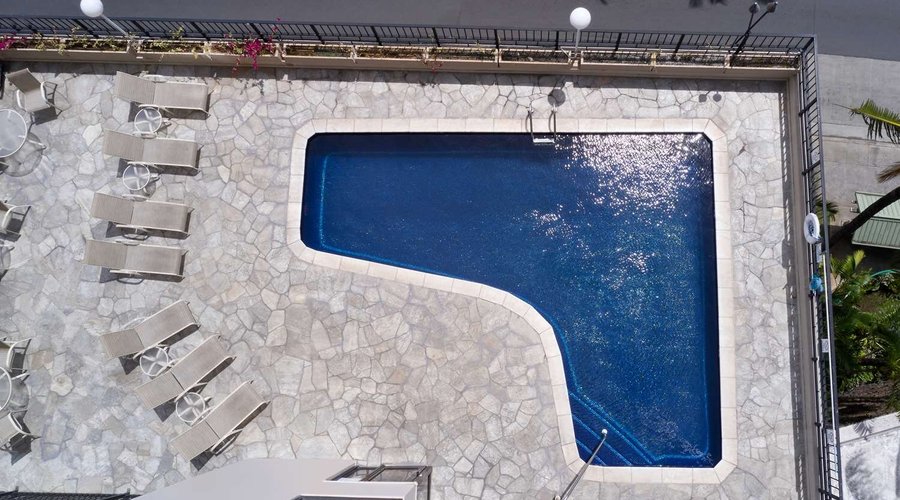 Aqua Palms Waikiki - Pool Overhead