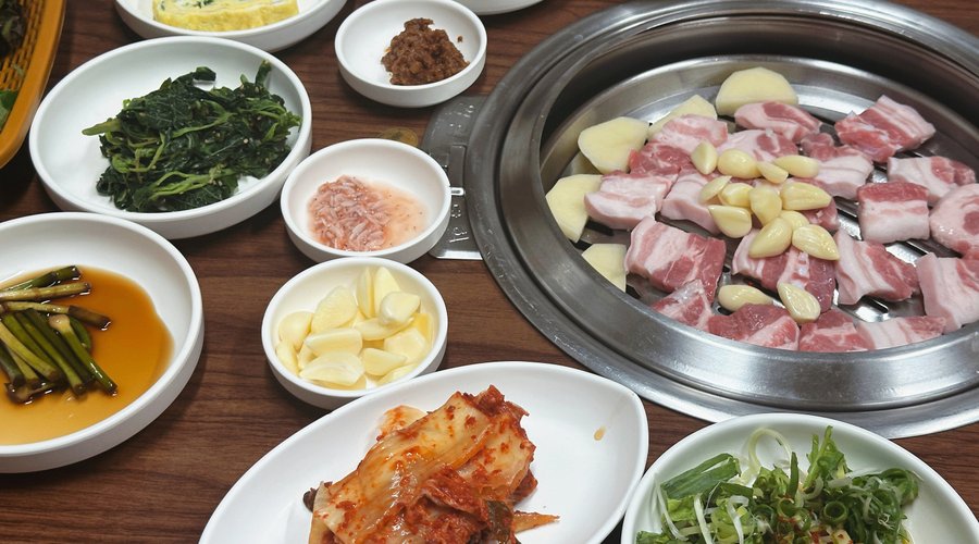 NAMBU CHARCOAL FIRE RAW MEAT, Yeongju - Restaurant Reviews, Photos & Phone Number - Tripadvisor