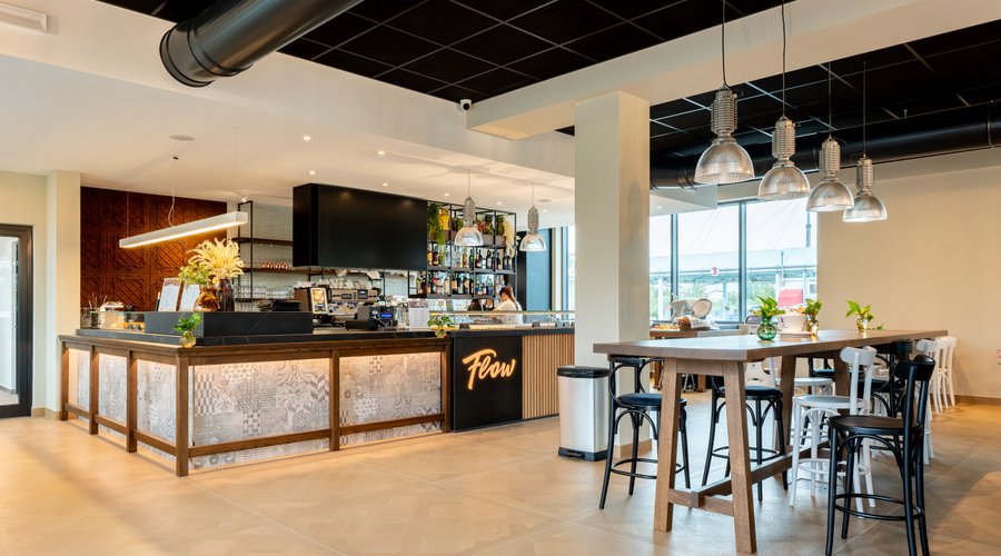 L’atmosfera rilassante di un coffee bar, con l’efficienza di un coworking moderno.