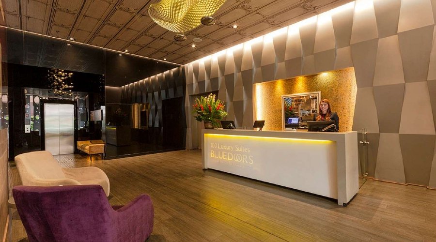 100 Luxury Suites Reception