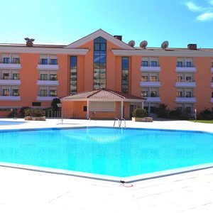 PiscinaExteriorRivieraHotelCarcavelos
