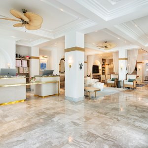 Front Desk and Concierge 