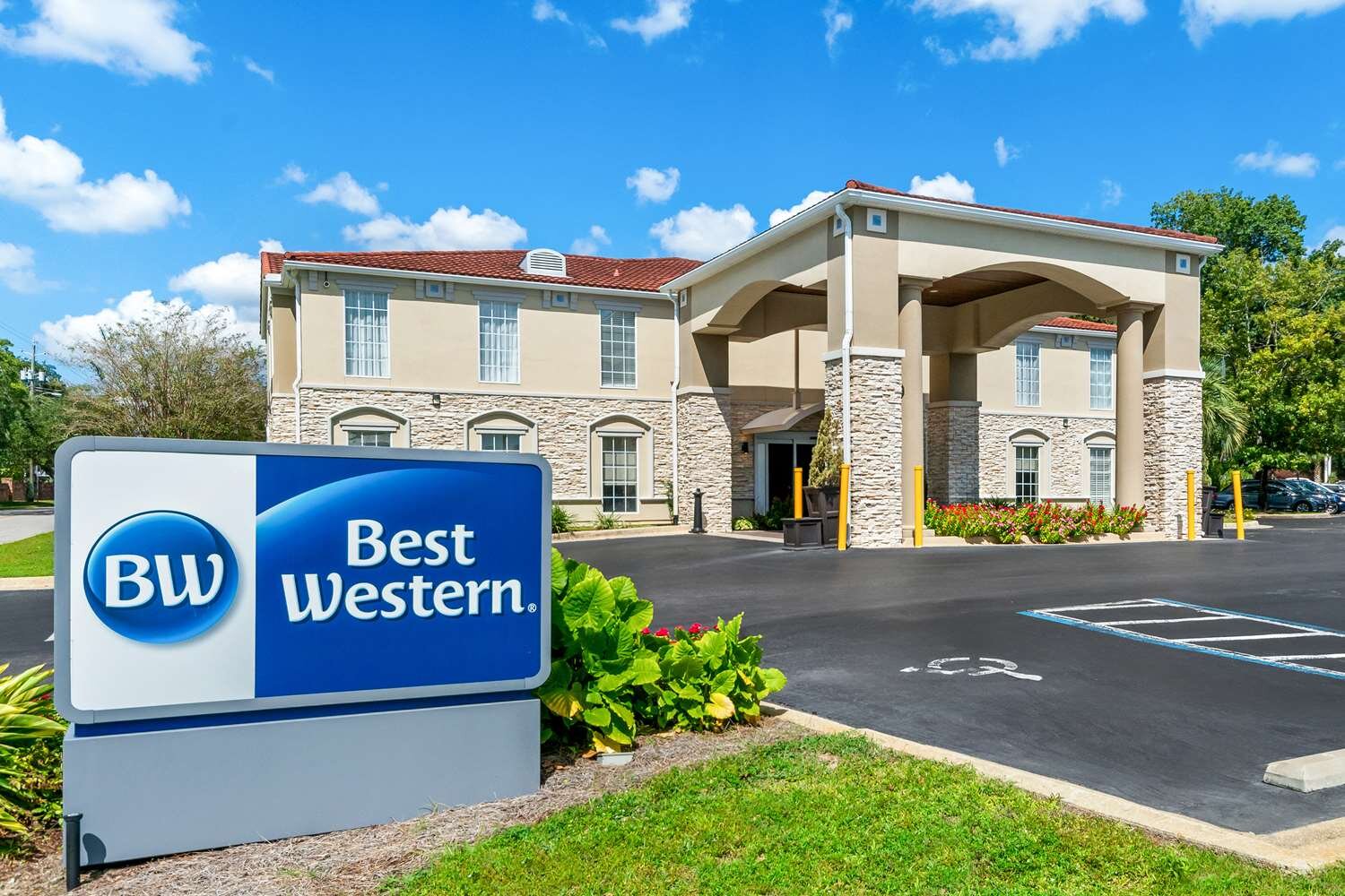 Holiday Inn Express & Suites Niceville - Eglin Area by IHG