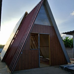 Unique A-Frame Cottage beside Pool*