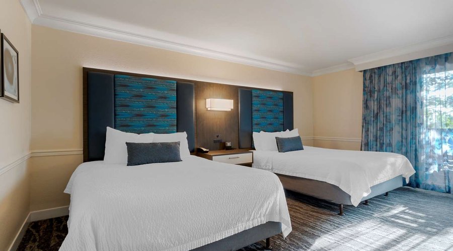 Two Queen Beds