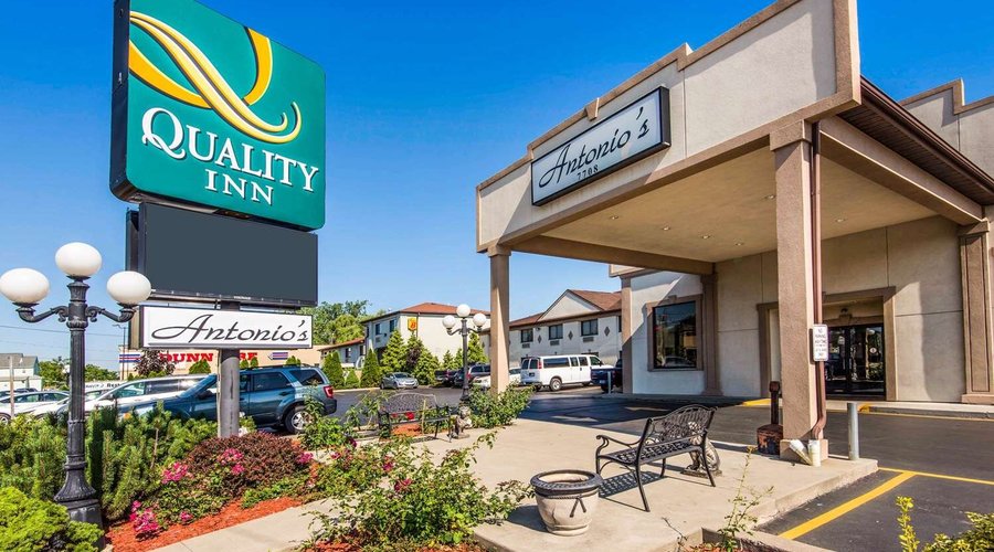 Hotel near popular attractions