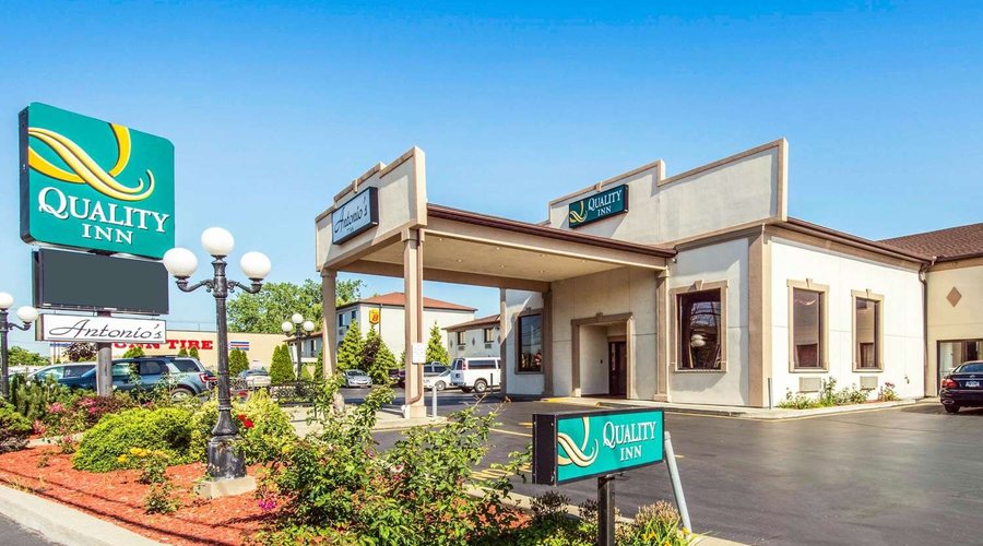 Hotel near popular attractions