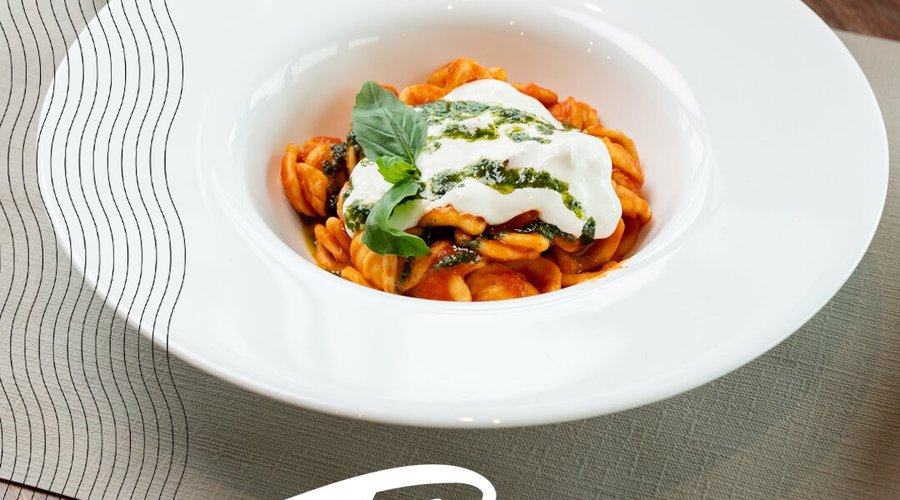 Fast Food Prod.: Gelo - Tempo di servizio: 15 minuti - Costo: Sotto i 15 euro Flow Prod.: Fresco - Tempo di servizio: 15 minuti - Costo: Sotto i 15 euro  Niente in contrario agli hamburger, ma vuoi mettere con un'orecchietta al pomodoro, stracciatella di burrata e olio al basilico?