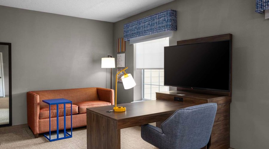 Guest room