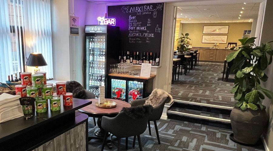 Lounge/Bar