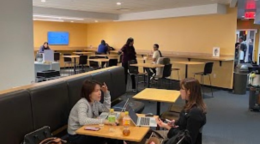 Primeclass Lounge