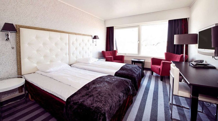 Guest room