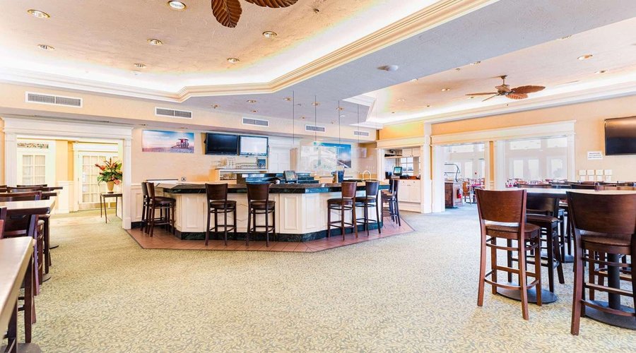 Coral Reef Lounge