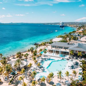 Exterior resort