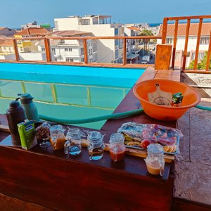 Pequeno almoço e piscina exterior horrível 