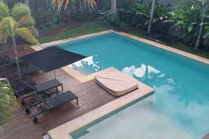 Piscina y playa