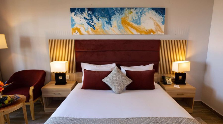 Guest room