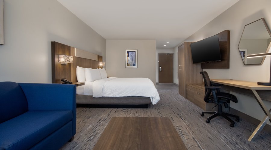 King suite with sofabed
