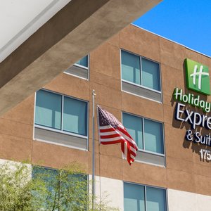 Our hotel is the perfect stop for every traveler.