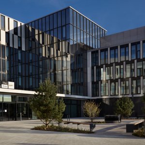 acora Dusseldorf Airport Hotel Exterior