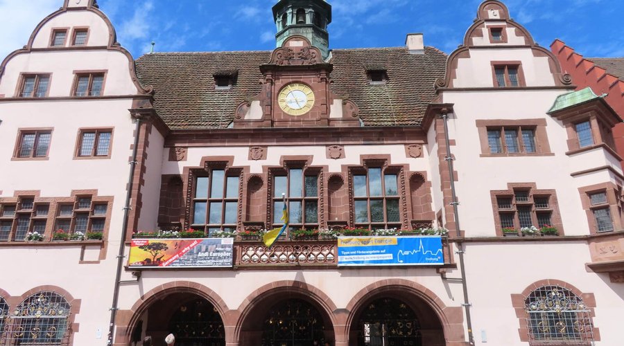 The facade of the New Town Hall