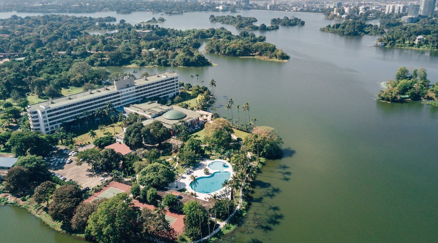 𝗔 𝗛𝗮𝘃𝗲𝗻 𝗼𝗳 𝗡𝗮𝘁𝘂𝗿𝗲 𝗶𝗻 𝘁𝗵𝗲 𝗛𝗲𝗮𝗿𝘁 𝗼𝗳 𝗬𝗮𝗻𝗴𝗼𝗻! The Inya Lake Hotel, surrounded by 27 acres of tropical and verdant gardens, is the perfect place to enjoy a relaxing and peaceful stay in Yangon.