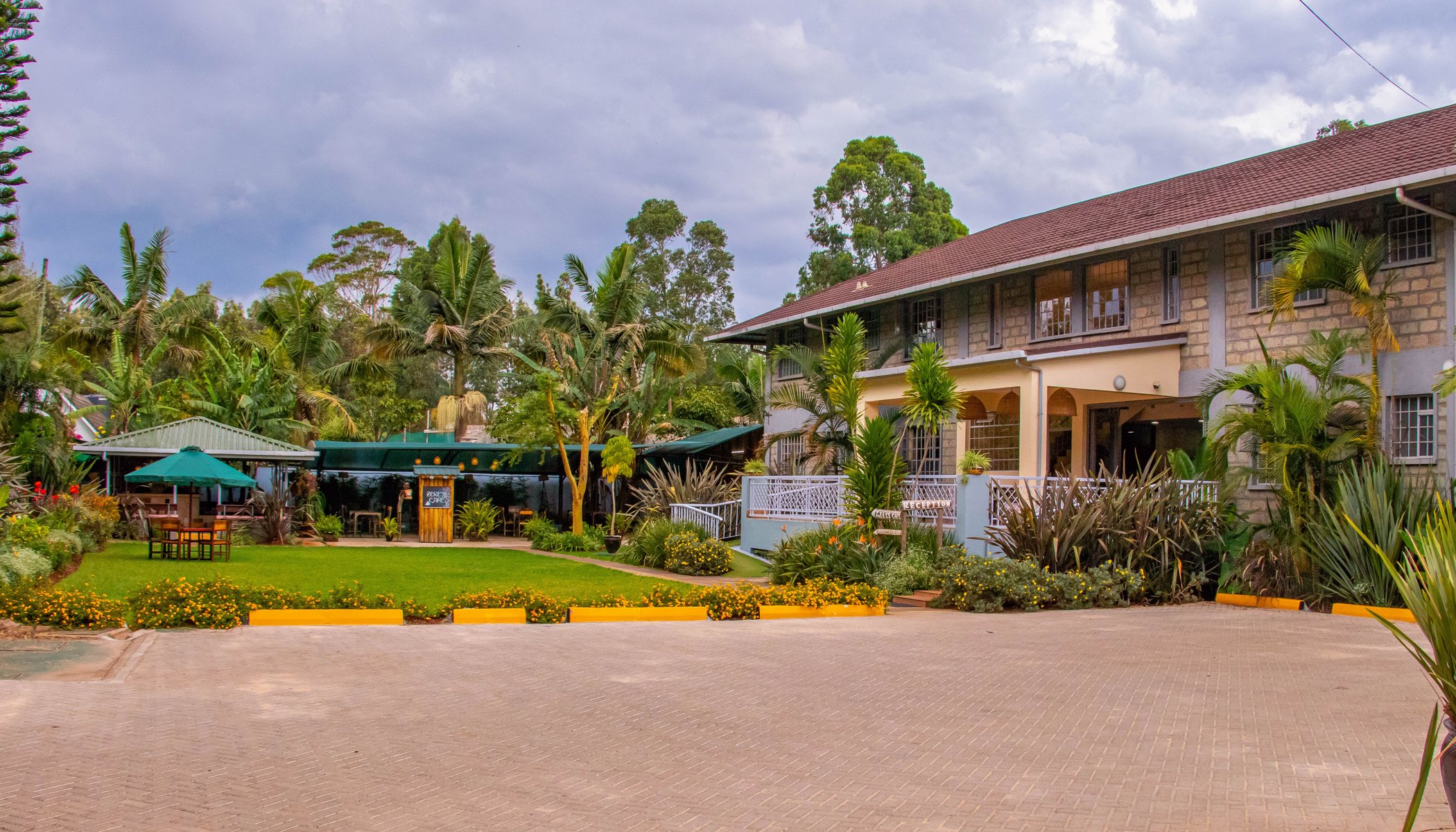 Acacia Tree Lodge by null