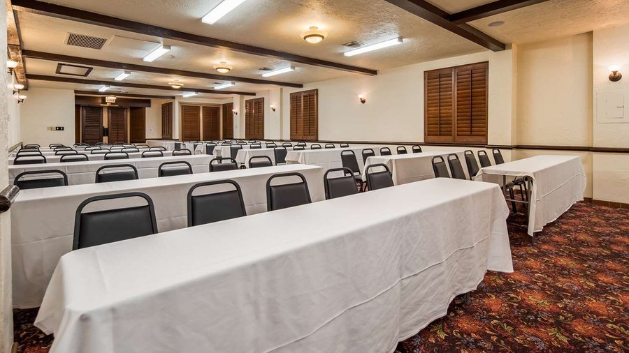 El Pueblo Room-1265 Square Feet