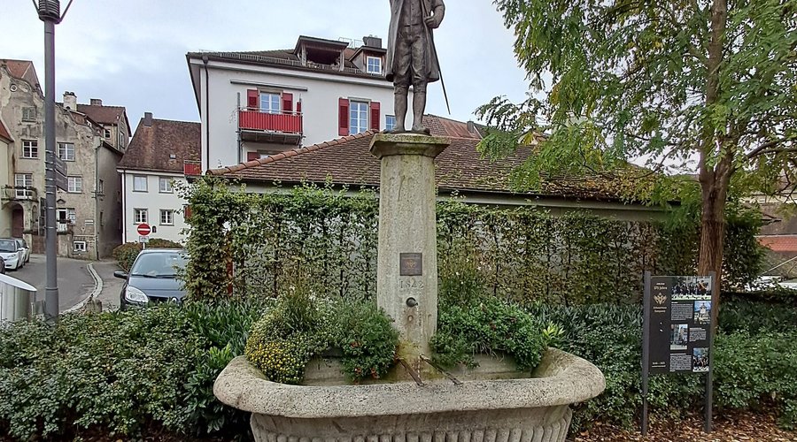 Schwertletänzerbrunnen