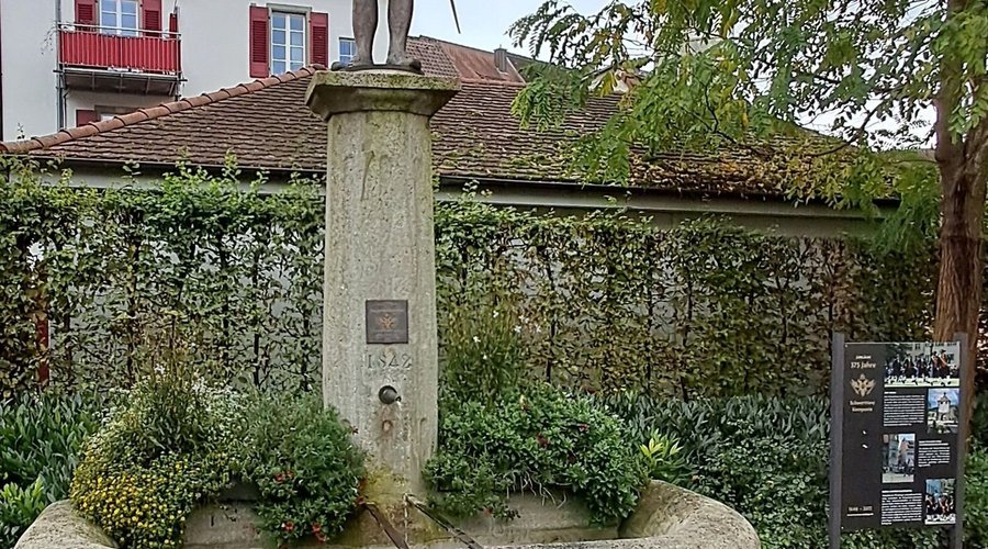 Schwertletänzerbrunnen