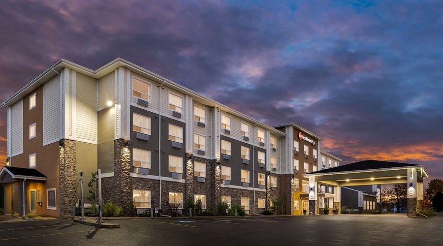 BW Plus Lacombe AB Twilight