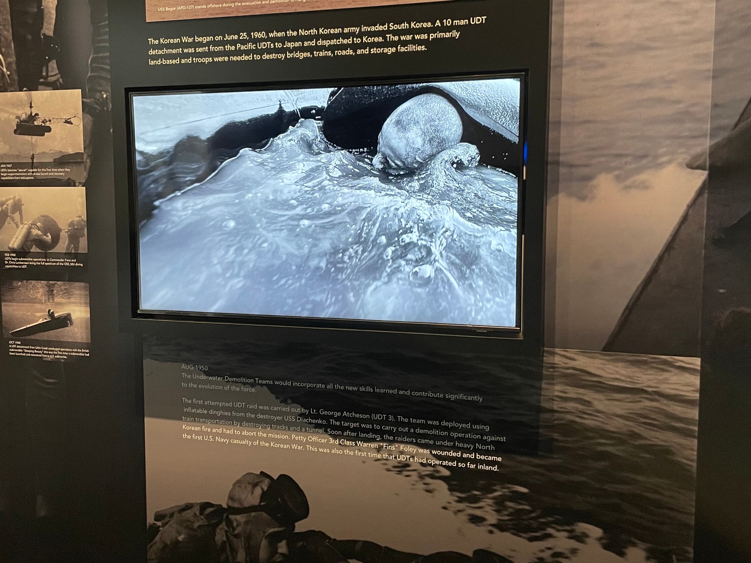 Lt michael p murphy navy seal museum west sayville ny hours