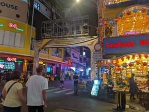 Khách du lịch