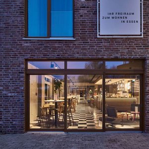 Essen Flowers Hotel