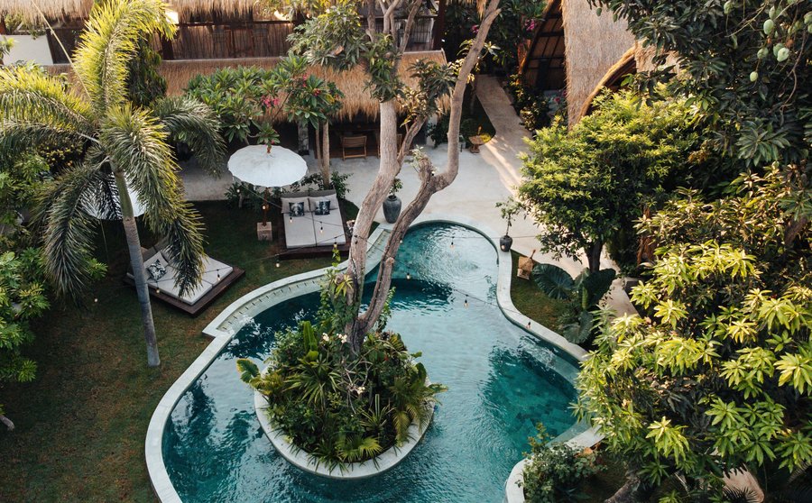 Pool & Garden 