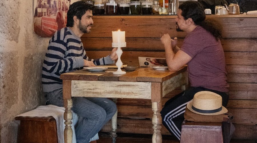 Comensales en nuestro espacio llamada Chichería