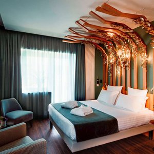 Guest room
