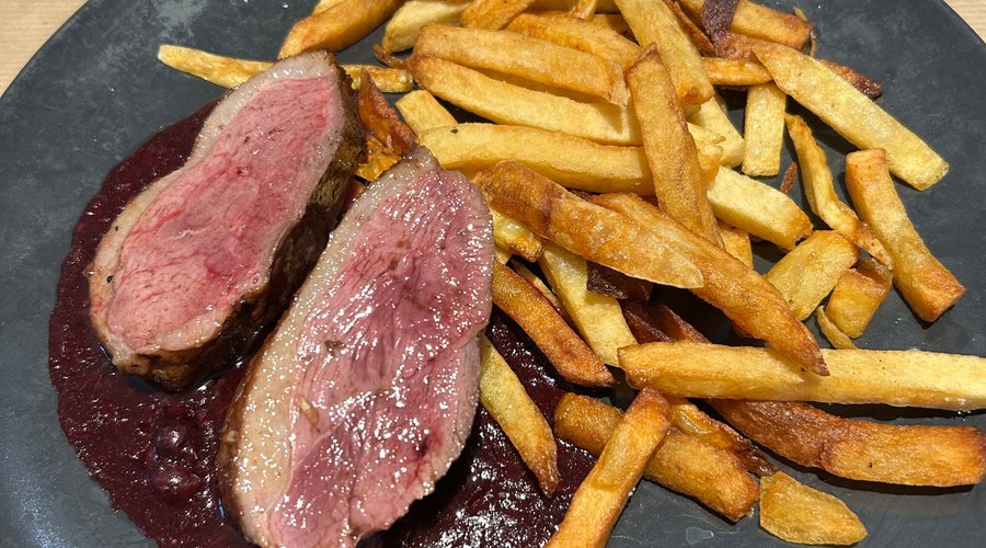 Magret de canard moutarde aux cassis