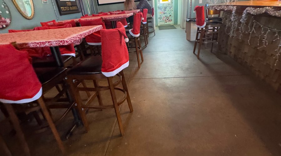 Hilltop Public House