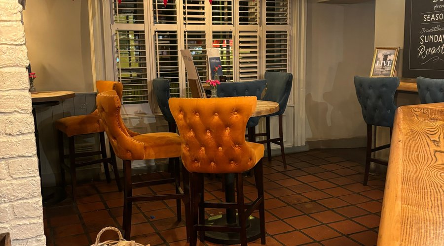 Bar seating area 
