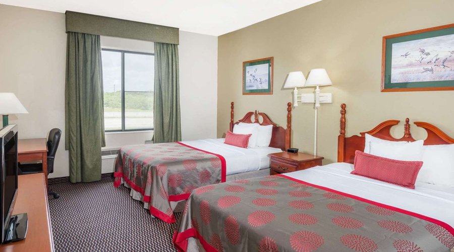 Guest room