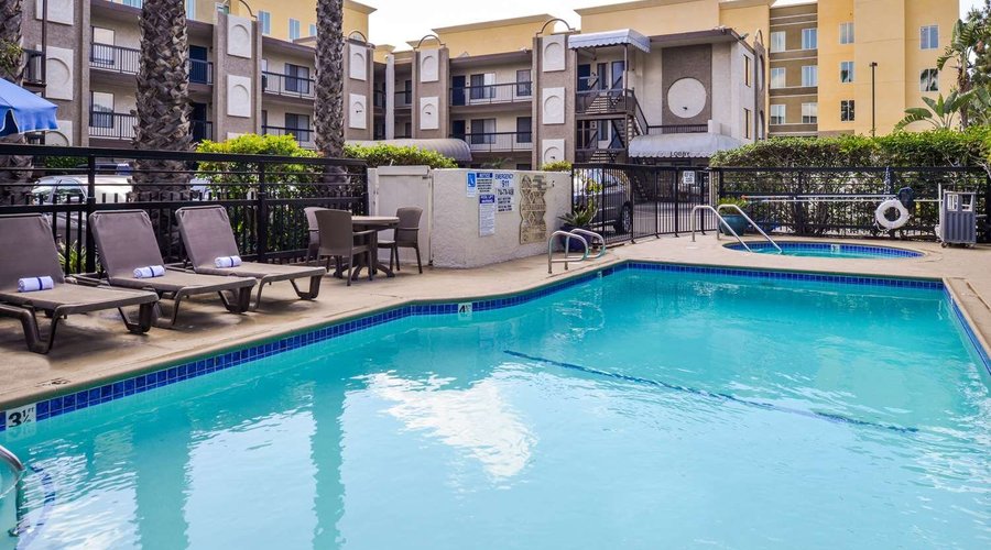 Best Western Courtesy Inn Hotel - Anaheim Resort at the Park