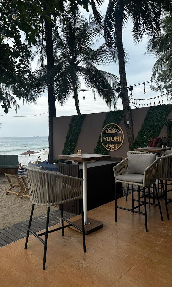 Yuuhi Beach Club & Karaoke - Bang Thao Nok - Yuuhi Beach Club & Karaoke의 리뷰 - 트립어드바이저